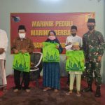 Yonif 7 Marinir Beri Santunan Ramadhan