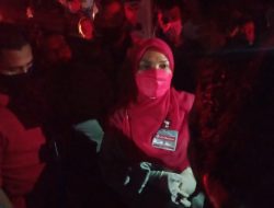 Jelang Lebaran Kios Depan Pasar Cimeng Terbakar