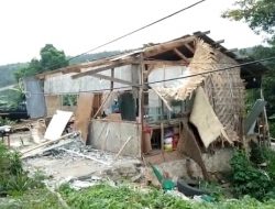 Warung Makan Milik Hadi Supeno Dirusak OTK