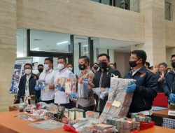 Bareskrim Tangkap 37 Tersangka Penimbun Obat Covid-19