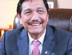Luhut Bahas Kelanjutan Ibukota Sofifi Maluku Utara