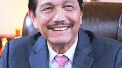 Luhut Bahas Kelanjutan Ibukota Sofifi Maluku Utara