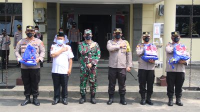 Dandim Dampingi Kapolres Lamtim Pelepasan Bansos