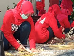 Wadon Wados: Menganyam Perlawanan