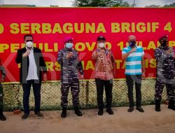 Mukhlis Basri Apresiasi Dapur Umum Brigif 4 Marinir/BS