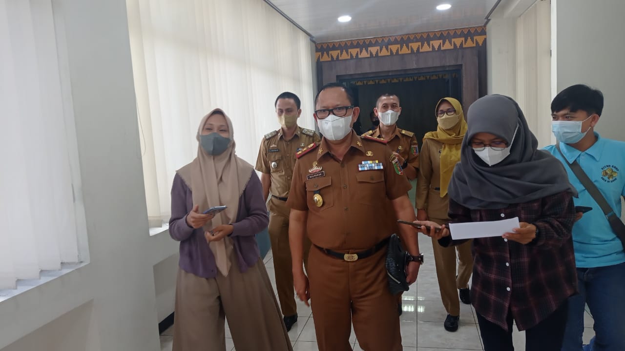 Anak Buah Diduga Mesum, Sulpakar Meradang