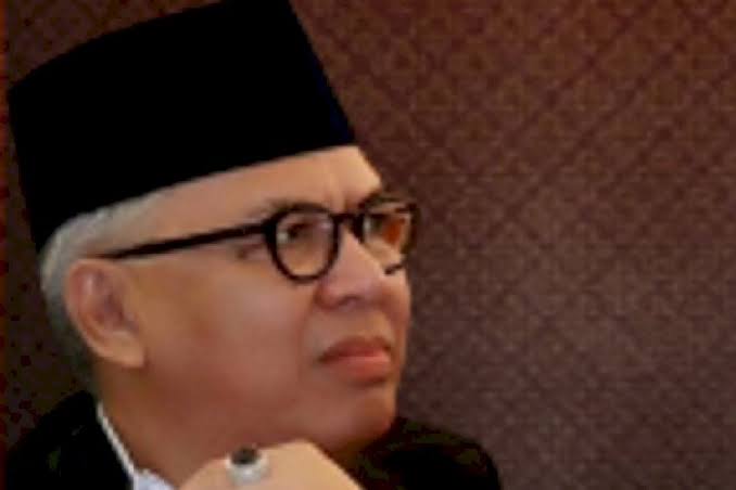 Alzier: Pejabat Banyak Uang, dan Berakhir di Penjara