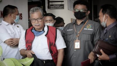 Mantan Kepsek SMPN 10 Metro Dituntut Penjara 2,5 Tahun