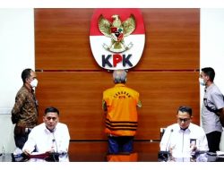 Dono Purwoko Tersangka Korupsi Pembangunan Gedung IPDN