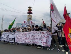 Aliansi Lampung Memanggil Unjuk Rasa di Tugu Adipura