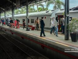 Terjadi Lonjakan Penumpang di Stasiun KAI Tanjungkarang H-3 Lebaran