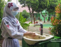 Zubairi Djoerban Paparkan Misteri Hepatitis Akut Misterius yang Menyerang Anak-anak