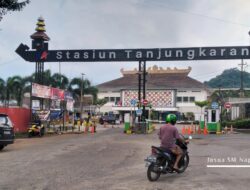 Puncak Arus Balik Lebaran Tiket Kereta Api Stasiun Tanjungkarang Habis Terjual