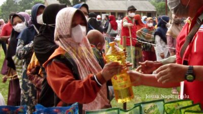 Jokowi Buka Ekspor Minyak Goreng Mulai 23 Mei 2022