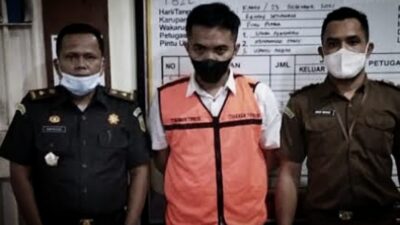 Dora Yandra Dituntut Penjara