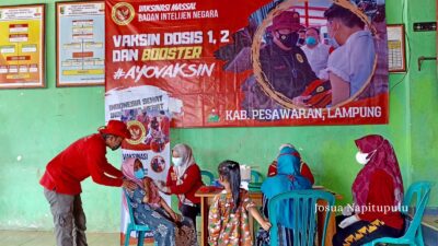 Kepala BIN Lampung Akselerasi Capaian Vaksinasi di Pesawaran