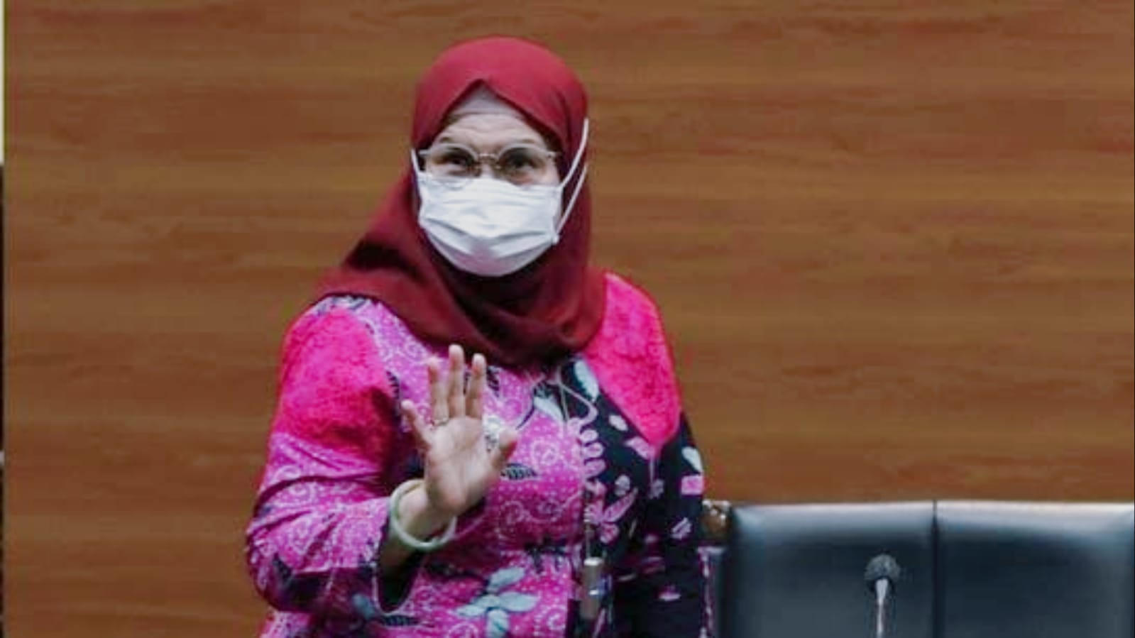 Ketua KPK Firli Bahuri Umumkan Pengunduran Diri Lili Pintauli Siregar