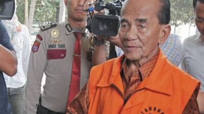 Mantan Gubernur Riau Annas Maamun Dituntut Penjara