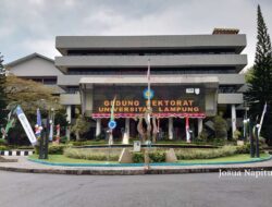 Mahasiswa Unila Demo Tuntut Plt Rektor Dijabat Orang Luar