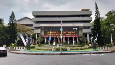 Mahasiswa Unila Demo Tuntut Plt Rektor Dijabat Orang Luar