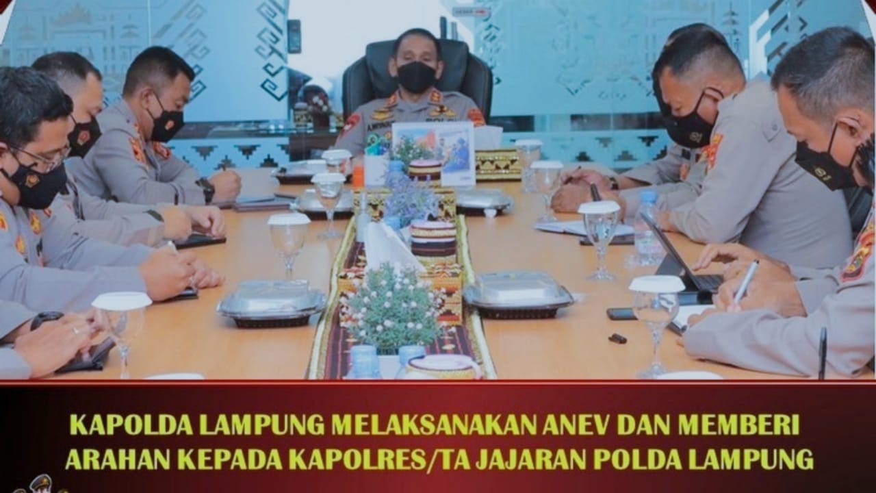 KIRKA.CO KIRKA.CO Kapolda Lampung Kumpulkan Anak Buahnya Bahas Larangan Terlibat Proyek Pemerintah