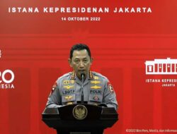 Jokowi Minta Kapolri Pulihkan Kepercayaan Publik