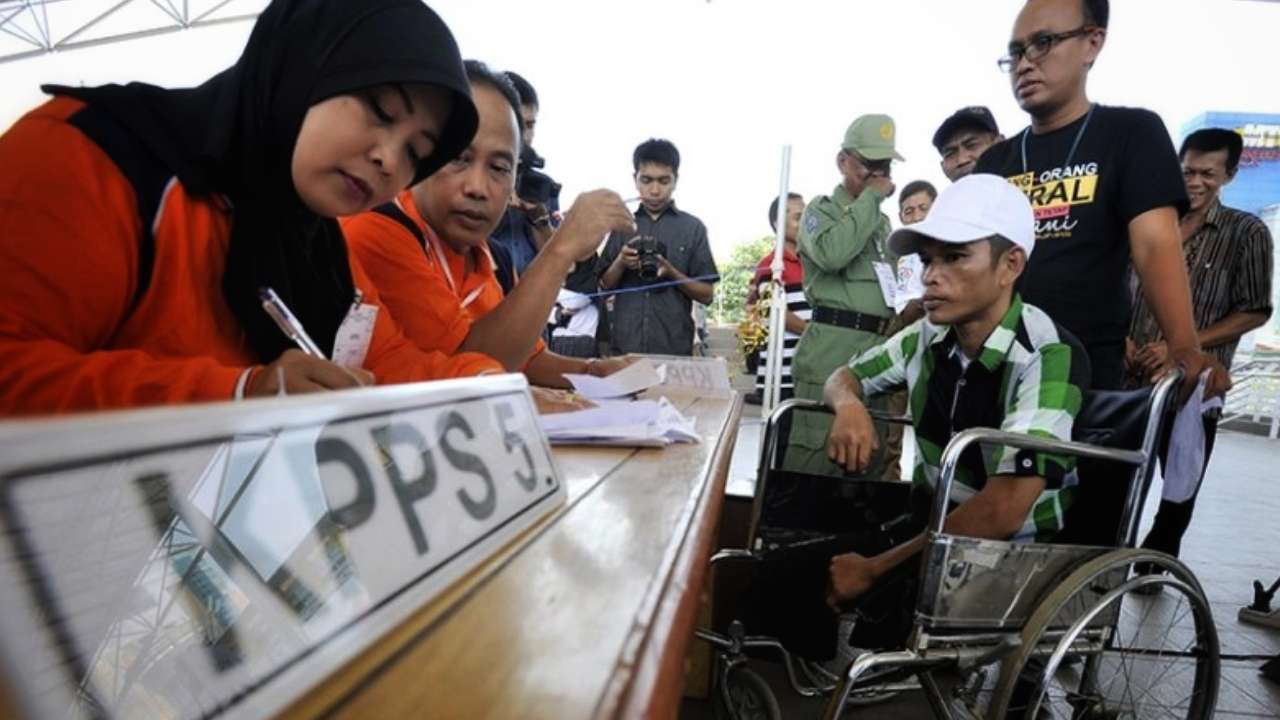Bawaslu Gandeng Komnas HAM Lindungi Hak Pilih Kelompok Rentan