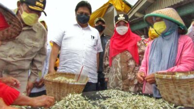 Perempuan Pesisir Bandar Lampung Butuh Pengakuan sebagai Nelayan