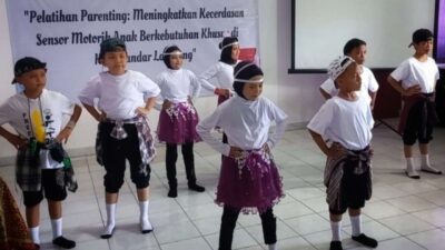 FKIP Unila Gelar Pelatihan Parenting Anak Disabilitas