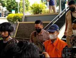 KPK Pamerkan Daftar Penitip Calon Mahasiswa Fakultas Kedokteran Unila