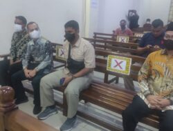 Majelis Hakim Tunda Persidangan Andi Desfiandi Terkait Korupsi Unila