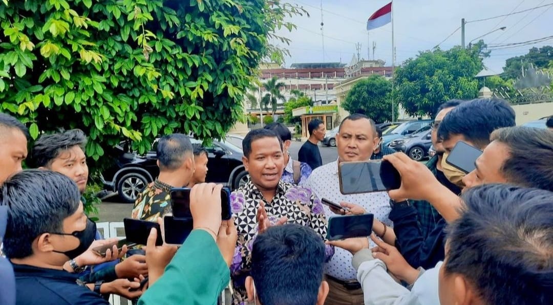Perbuatan Andi Desfiandi Dalam Korupsi Unila Dinilai Gratifikasi Bukan Suap