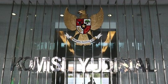 Penghubung KY Lampung Disebut Pantau Sidang Korupsi Unila