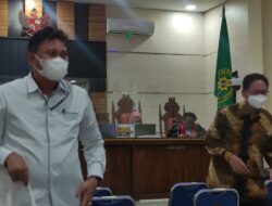 Mantan Rektor Unri Aras Mulyadi Terima Ratusan Titipan Mahasiswa, KPK Pikir-pikir