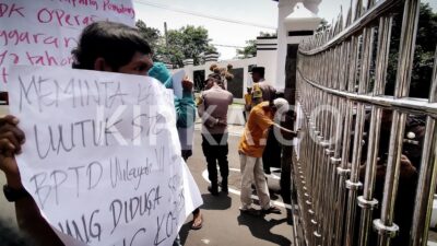 Gerakan Rakyat Anti Korupsi Lampung Menyoal BPTD Wilayah VI di Kejati Lampung
