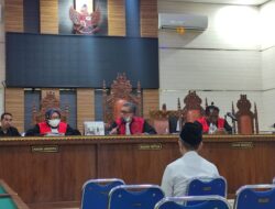 KPK Terakan Barang Bukti Diduga Terkait Proyek di Surat Tuntutan Eks Rektor Unila
