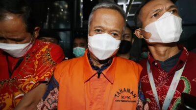 Hakim Agung Nonaktif Sudrajad Dimyati Divonis 8 Tahun Penjara dan Denda Rp1 M