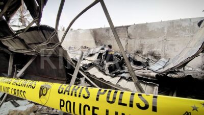 Tim Labfor Polda Sumsel Selidiki Kebakaran Gudang di Kemiling