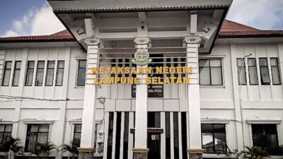 Kejari Lamsel Terima Aduan Soal Kades Rangai