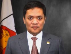 Habiburokhman Gantikan Almarhum Desmond J Mahesa