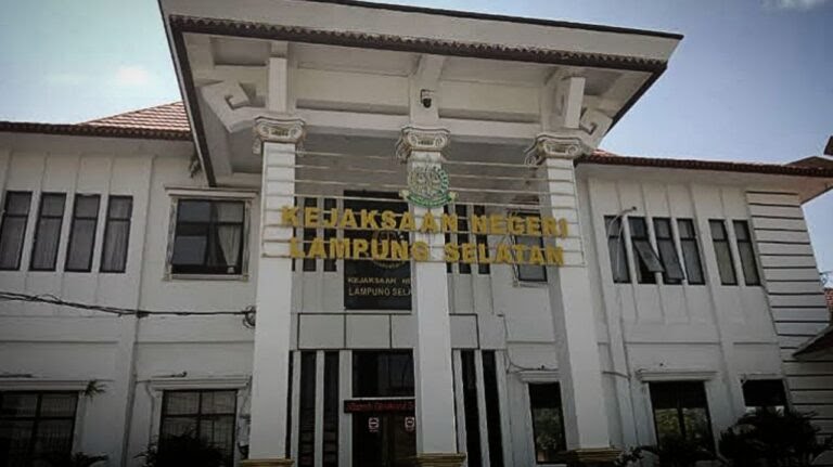 Laporan Soal Eks Kades Rangai Diserahkan ke Inspektorat Lampung Selatan