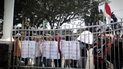 Demo di Kejati Lampung, Massa Desak Penyelesaian Dugaan Korupsi Setwan Lampung Utara