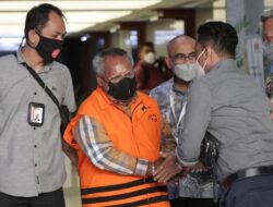 KPK Resmi Kasasi Vonis Mantan Bupati Mimika
