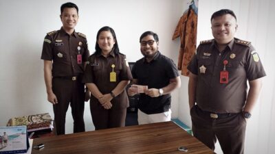 Haris Fadillah Cicil Kerugian Negara ke Kejari Bandarlampung