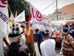 Proyek di Biro Kesra Pemprov Lampung Didemo