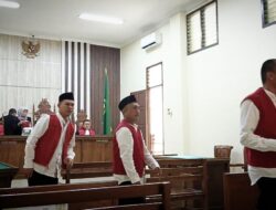 3 Warga Pesisir Barat Didakwa Jual Beli Benur Tanpa Izin