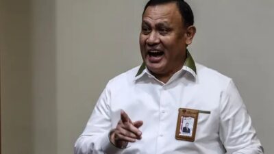 Firli Bahuri Diimbau Mundur