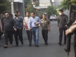 Firli Siapkan Tim Pengacara Hadapi Penyidikan Polri