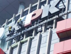 Ruangan Anggota BPK Pius Lustrilanang Disegel KPK