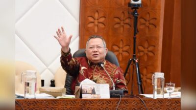 Pemeriksaan Sudin di KPK Tertunda